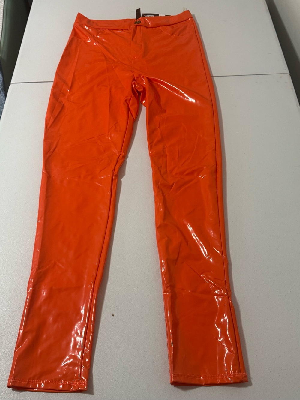 Celebrity Fashion Hera Collection Orange Patent Vinyl Pants NWT M - Picture 2 of 5